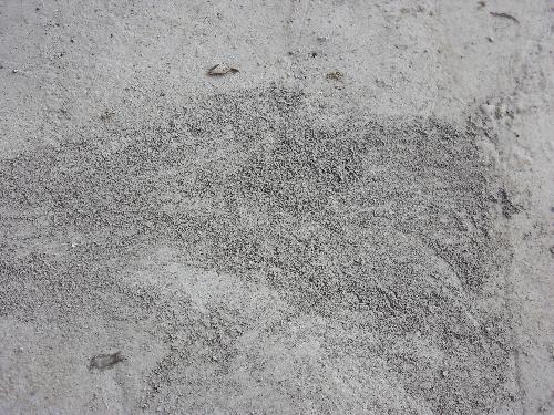 水泥质量问题全解析 常见隐患、成因与防控策略
